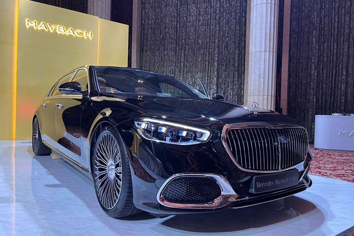 Mobil Sultan Mercedes-Benz Maybach Dipasarkan di Indonesia, Dibanderol Mulai Rp5,9 Miliar